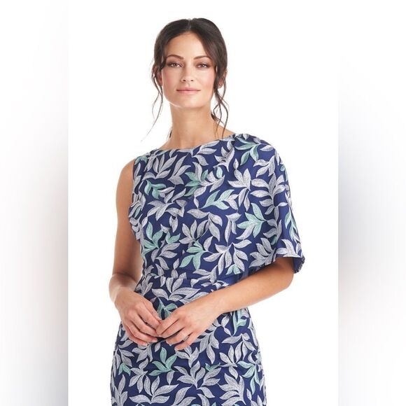 JS Collections HALLIE CAPE MIDI DRESS - Picture 3 of 10